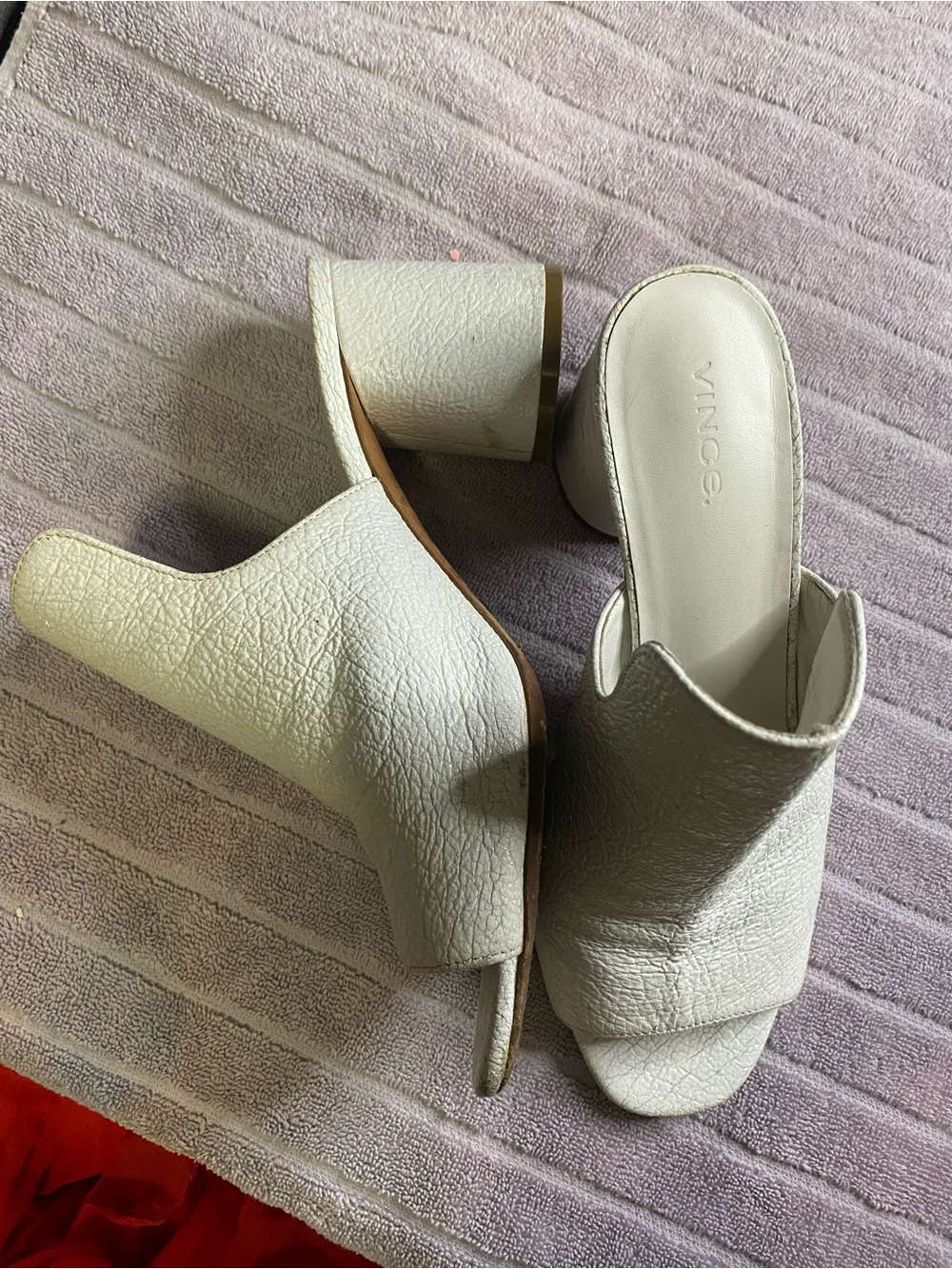 Vince Tanay White Crinkle Patent Leather Block Heel Mules Peep Toe Slides